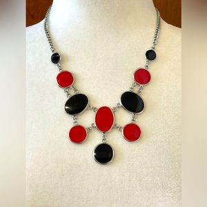 Statement bib necklace,
Skin friendly , High quality material zinc alloy